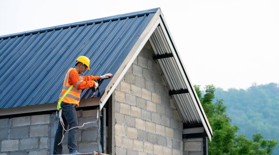 Expert Emergency Roof Repairs services in Ore City, TX
